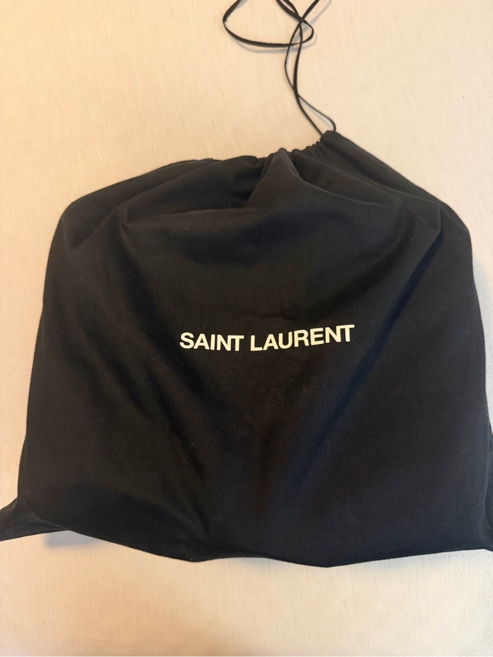 Saint Laurent Loulou puffer bag. - Picture 2 of 6